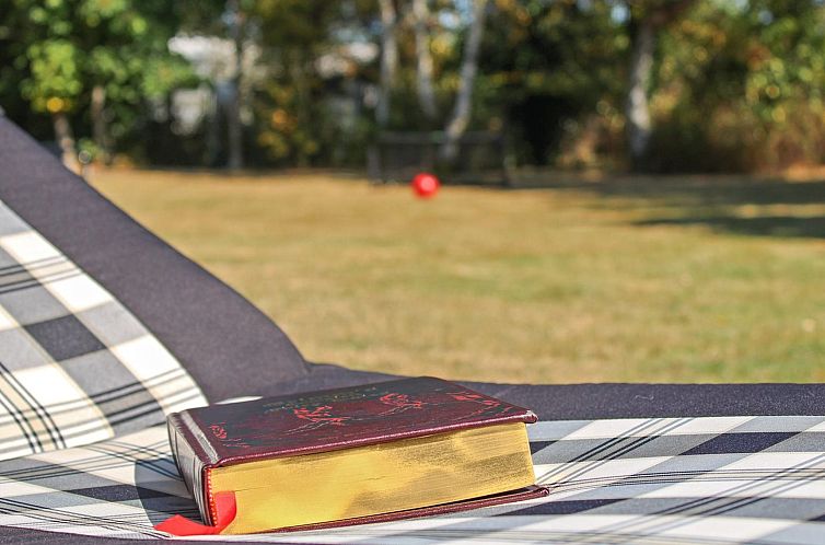 Vakantiehuis "Swavi" -  from the sea