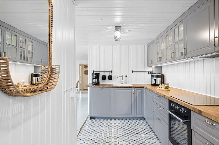 Vakantiehuis "Elizabeta" - 175m from the sea