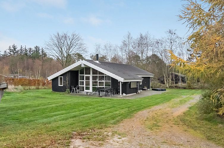 Vakantiehuis "Elni" - 900m from the sea