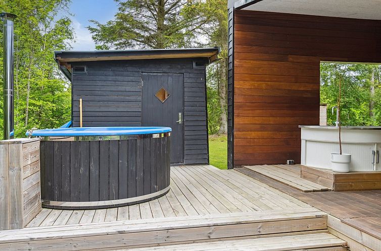 Vakantiehuis "Odsten" - 800m from the sea