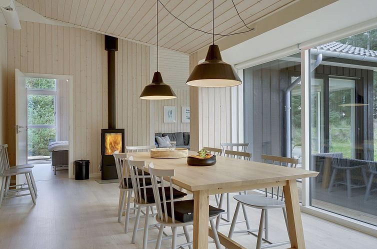 Vakantiehuis "Odsten" - 800m from the sea