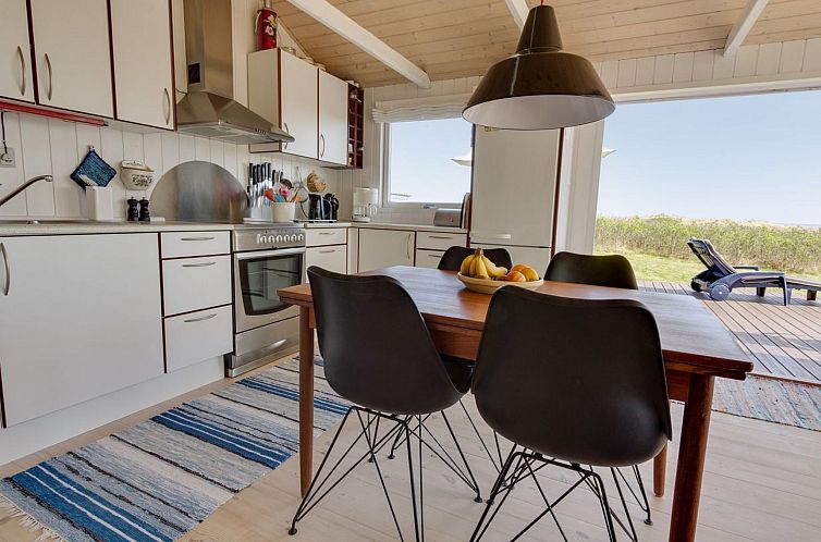 Vakantiehuis "Ingold" - 50m from the sea