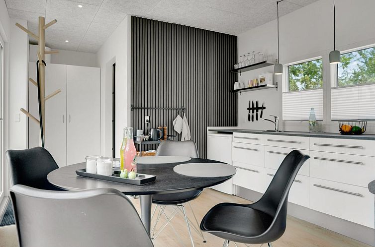 Vakantiehuis "Konrad" - 300m from the sea