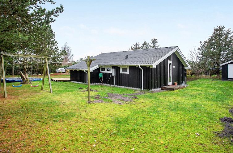 Vakantiehuis "Arwed" -  from the sea