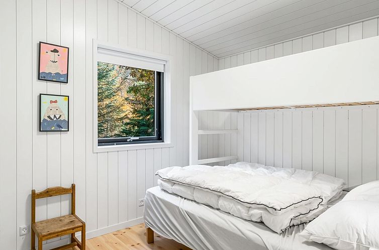 Vakantiehuis "Sofija" -  from the sea