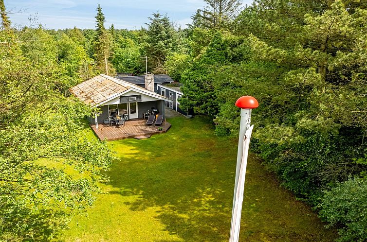 Vakantiehuis "Zölestine" - 1km from the sea