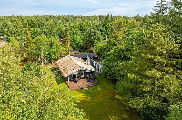 Vakantiehuis "Zölestine" - 1km from the sea