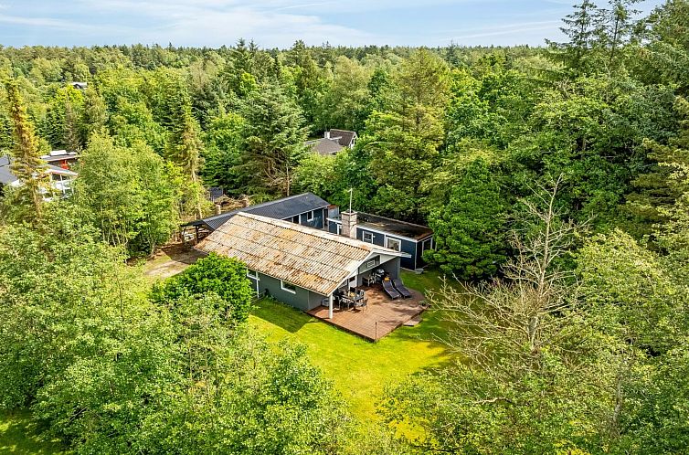 Vakantiehuis "Zölestine" - 1km from the sea