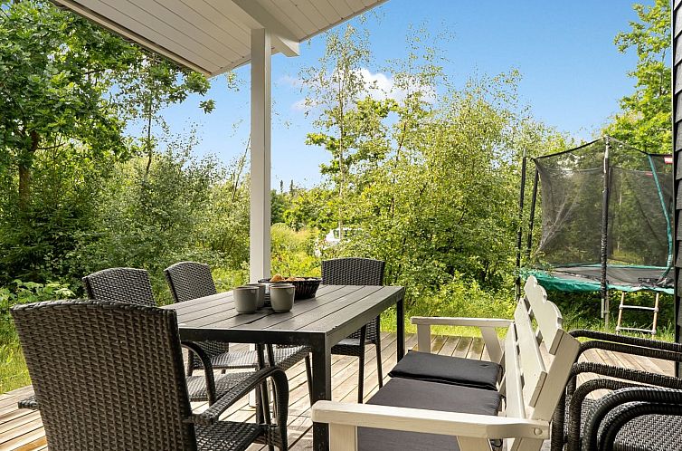 Vakantiehuis "Ivar" -  from the sea