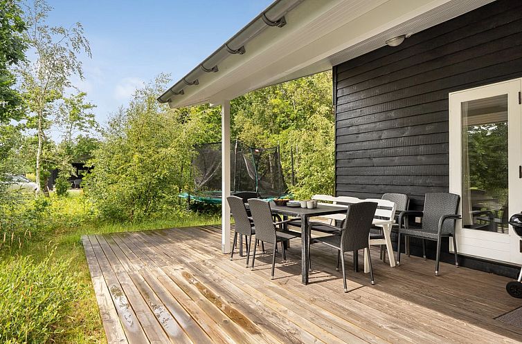 Vakantiehuis "Ivar" -  from the sea