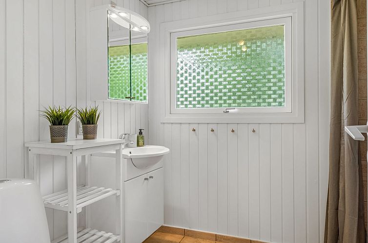 Vakantiehuis "Ivar" -  from the sea