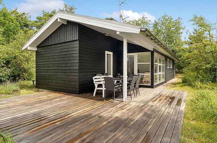 Vakantiehuis "Ivar" -  from the sea