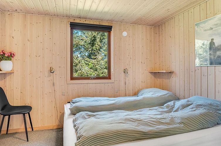 Vakantiehuis "Rajna" - 500m to the fjord