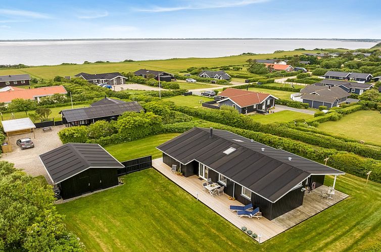 Vakantiehuis "Gedda" -  from the sea