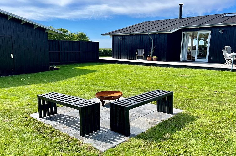 Vakantiehuis "Gedda" -  from the sea