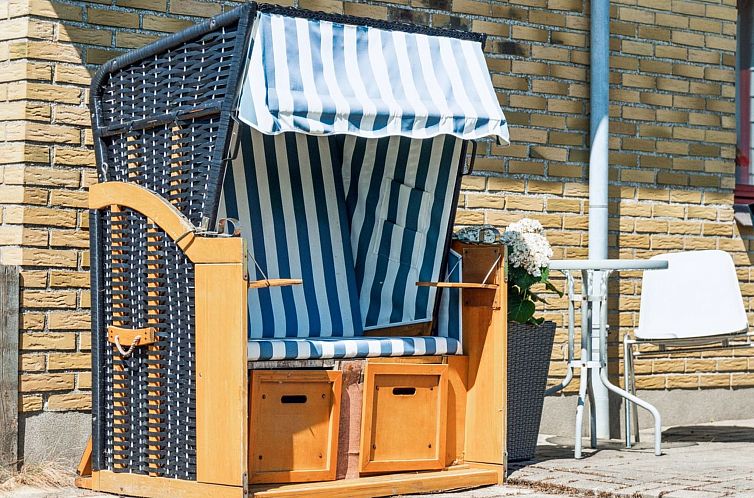 Vakantiehuis "Ingward" - 750m from the sea