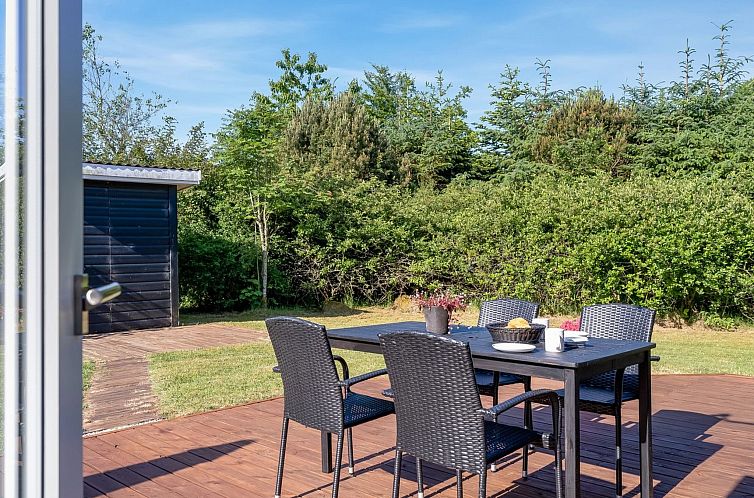 Vakantiehuis "Laris" - 700m to the fjord