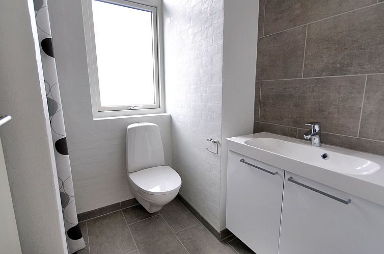 Vakantiehuis "Laris" - 700m to the fjord