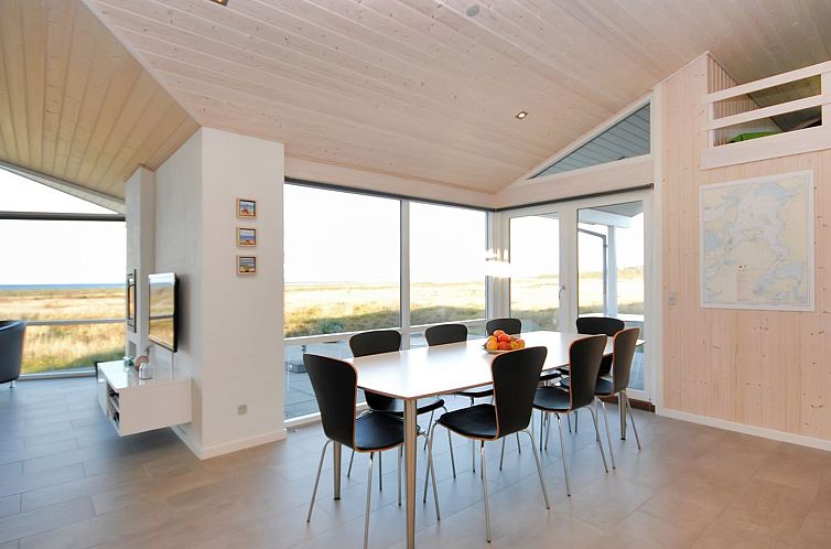 Vakantiehuis "Laris" - 700m to the fjord