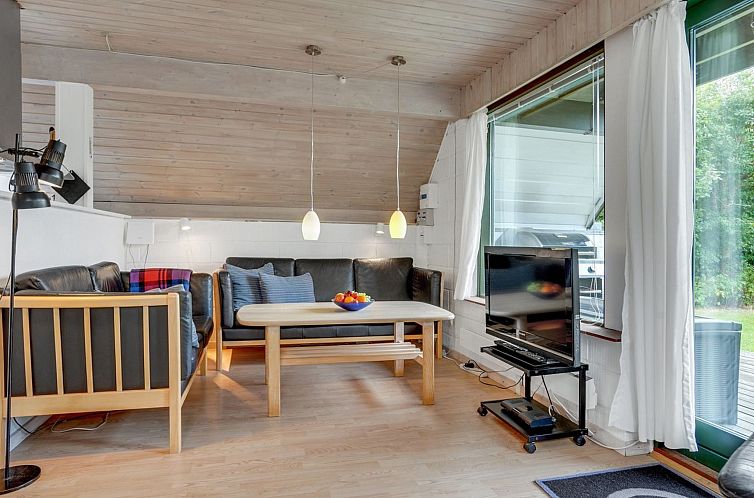 Vakantiehuis "Valo" - 400m to the fjord