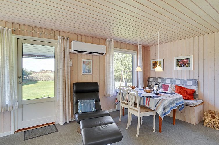 Vakantiehuis "Josefiina" - 450m to the fjord