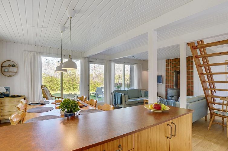 Vakantiehuis "Thina" - 750m to the fjord