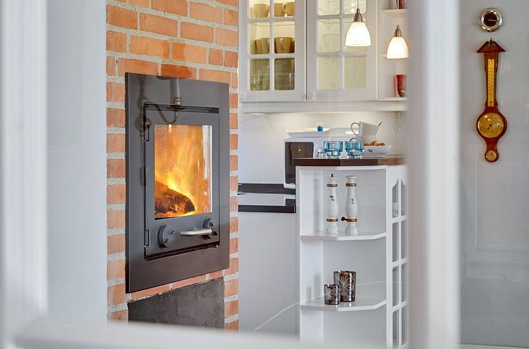 Vakantiehuis "Andri" - 600m to the fjord