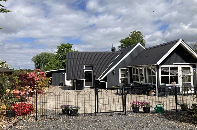 Vakantiehuis "Kali" - 900m to the fjord