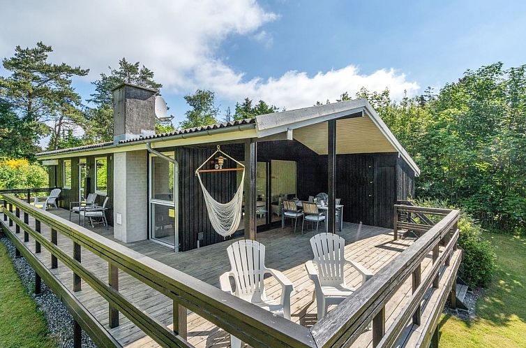 Vakantiehuis "Angantir" - 700m to the fjord