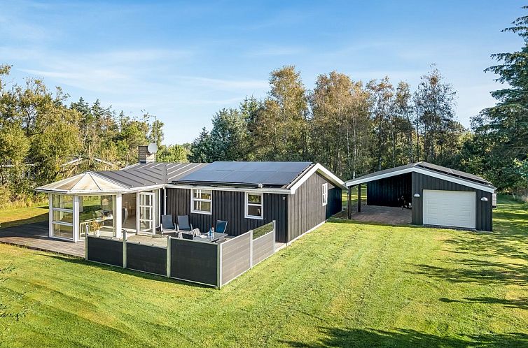 Vakantiehuis "Martina" - 500m from the sea