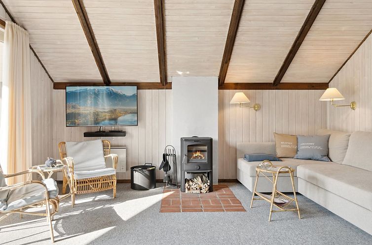 Vakantiehuis "Irlin" - 600m from the sea