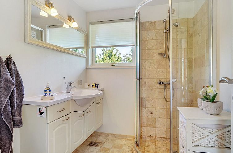 Vakantiehuis "Dorith" - 100m from the sea