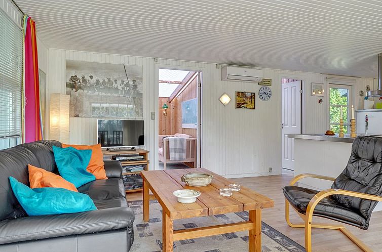 Vakantiehuis "Dorith" - 100m from the sea