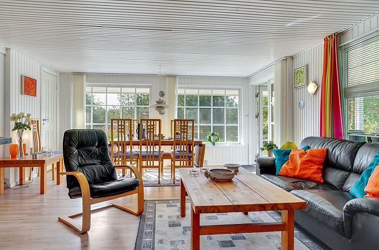 Vakantiehuis "Dorith" - 100m from the sea