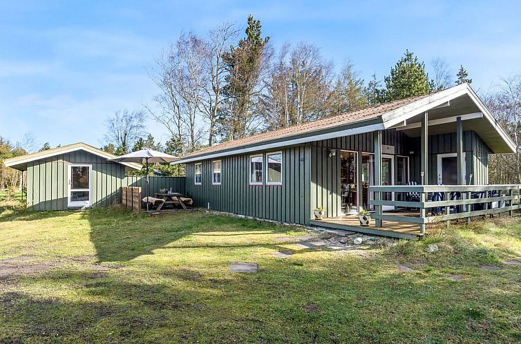 Vakantiehuis "Bedri" - 150m from the sea