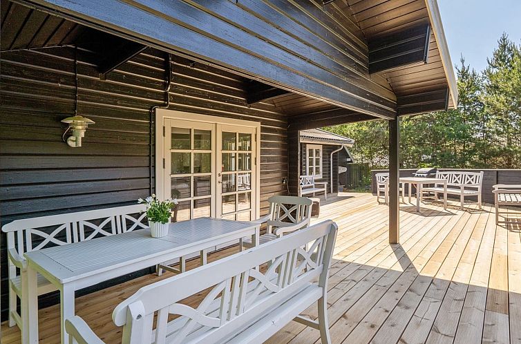 Vakantiehuis "Dorthea" - 200m from the sea