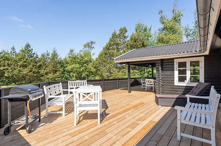 Vakantiehuis "Dorthea" - 200m from the sea