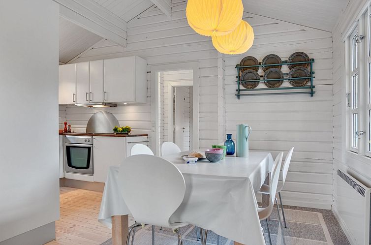 Vakantiehuis "Dorthea" - 200m from the sea