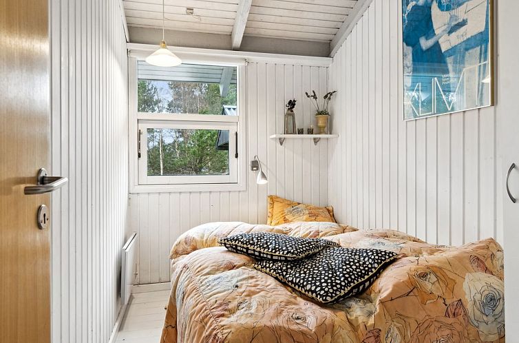 Vakantiehuis "Alvine" - 475m from the sea