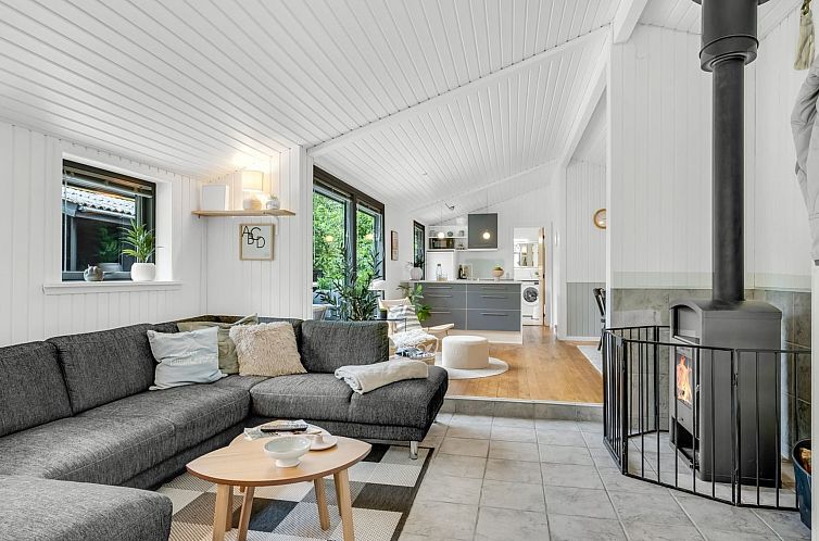 Vakantiehuis "Aleida" - 400m from the sea