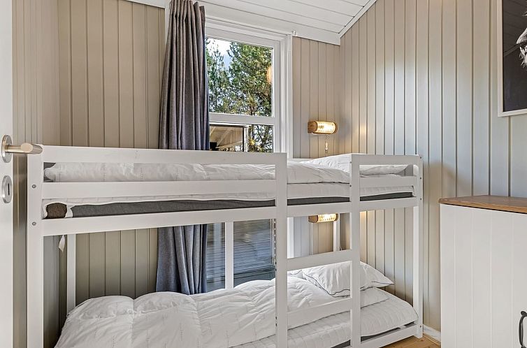 Vakantiehuis "Halwarth" - 250m from the sea