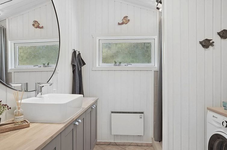 Vakantiehuis "Ally" - 250m from the sea