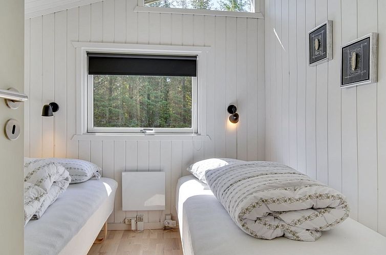 Vakantiehuis "Ally" - 250m from the sea