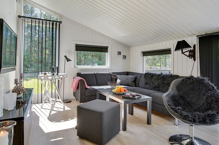 Vakantiehuis "Ally" - 250m from the sea