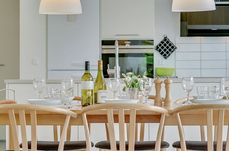 Vakantiehuis "Alona" - 250m from the sea