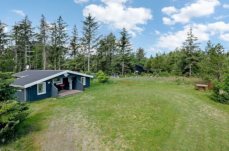 Vakantiehuis "Gangulf" - 150m from the sea