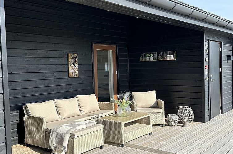 Vakantiehuis "Frithbjorn" - 900m from the sea