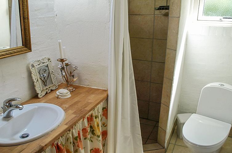 Vakantiehuis "Laurine" - 2.7km from the sea