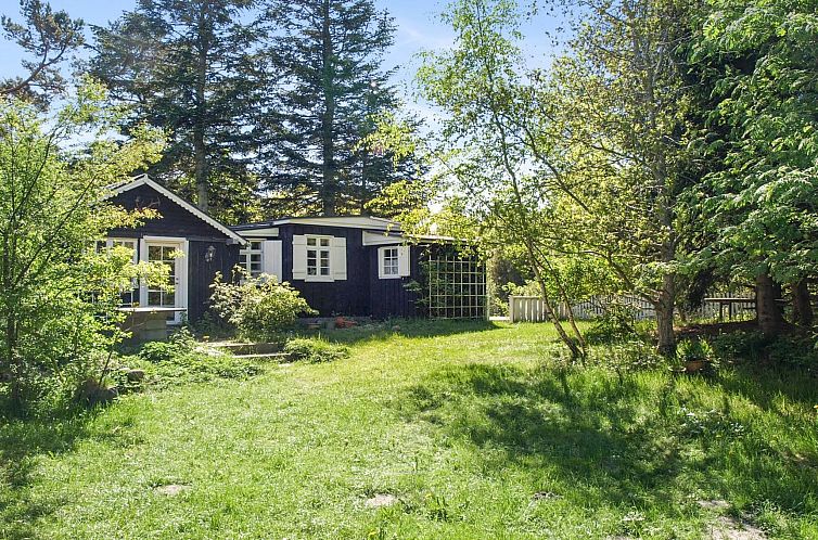 Vakantiehuis "Laurine" - 2.7km from the sea