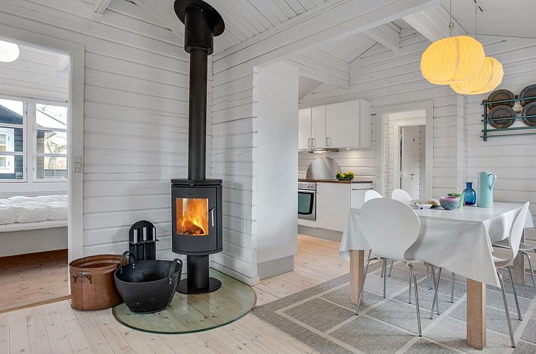 Vakantiehuis "Dorthea" - 200m from the sea